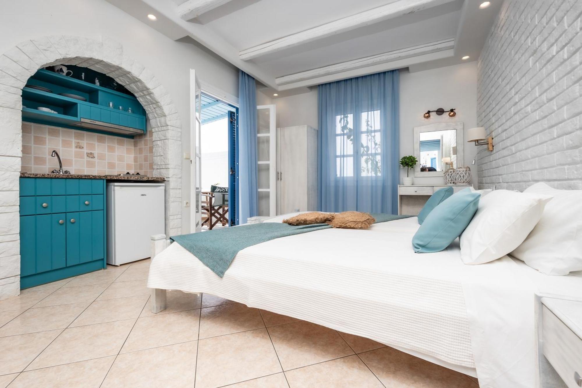 Aggeliki'S Diamond Aparthotel Agia Anna  Exterior photo